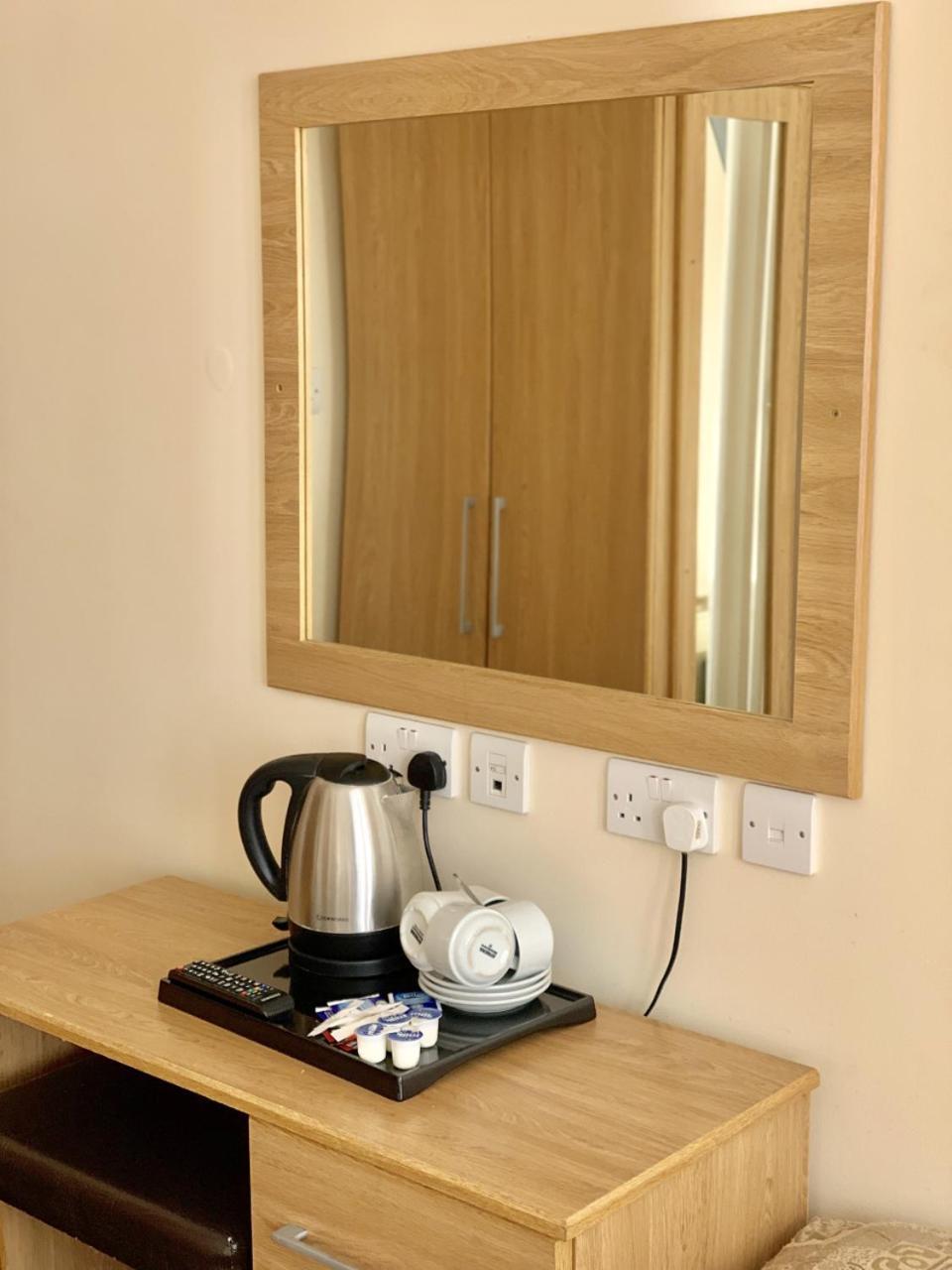 Britannia Inn Hotel Ilford Dış mekan fotoğraf