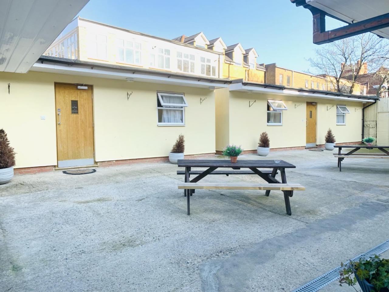 Britannia Inn Hotel Ilford Dış mekan fotoğraf